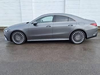 Usado Mercedes CLA220 AMG Line Premium 190 HP (139 kW) 2025 Cinzento Sedan