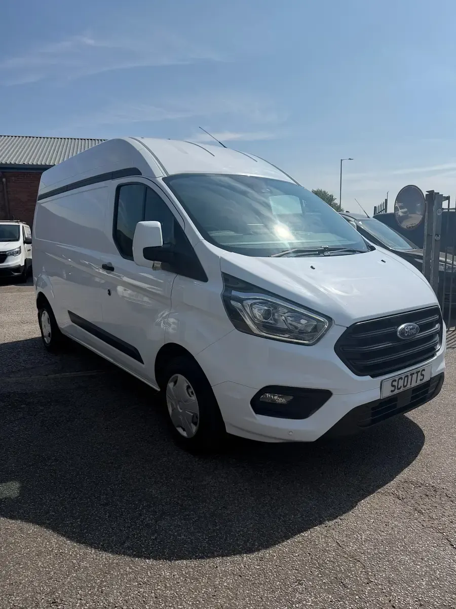 Used Ford Transit Custom S 105 HP (77 kW) 2021 White Van