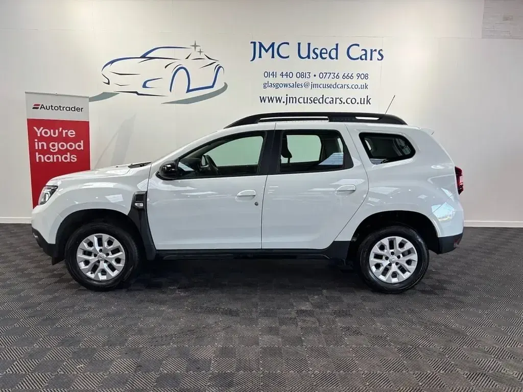 Used Dacia Duster Comfort 100 HP (73 kW) 2022 White SUV
