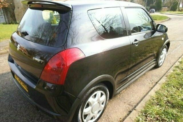 Used Suzuki Swift 2005 Hatchback