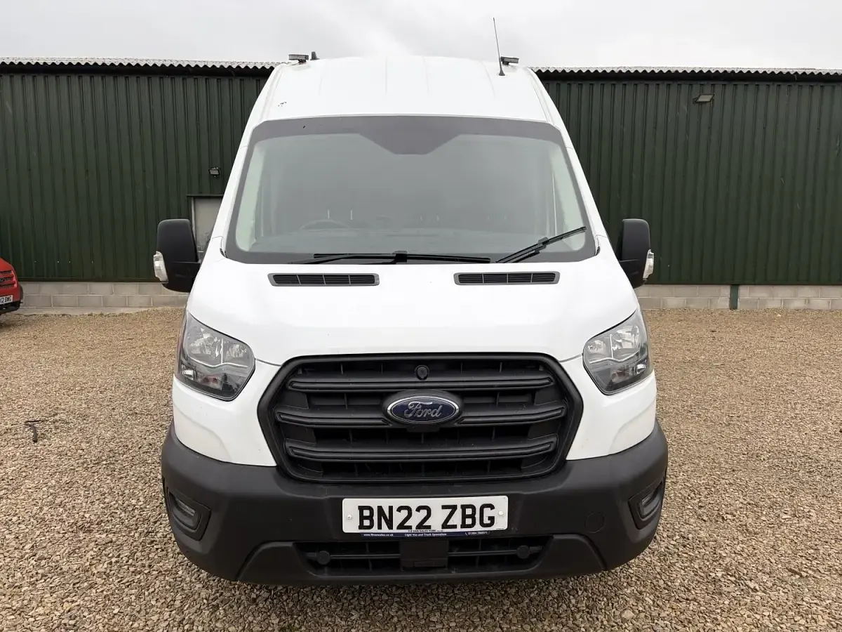 Used Ford Transit 130 HP (95 kW) 2022 White Van