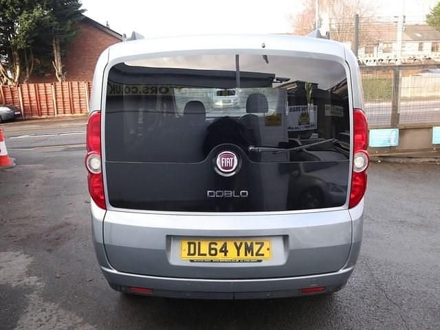 Używany Fiat Doblò 2015 Szary Minivan