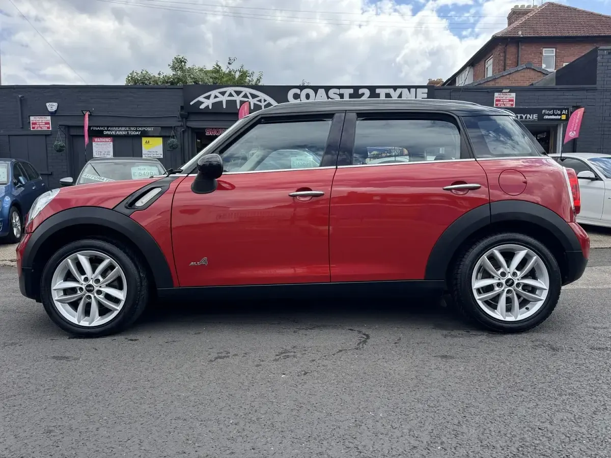 Used Mini Cooper D Countryman 112 HP (82 kW) 2014 Red SUV