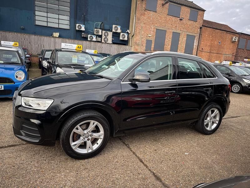 Usado Audi Q3 Design 150 HP (110 kW) 2015 Preto SUV