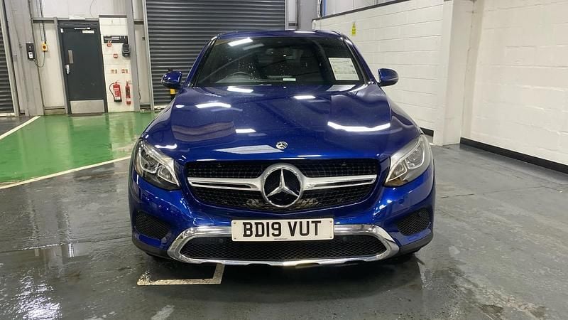 Used Mercedes GLC220 Premium 170 HP (125 kW) 2019 Blue Coupe