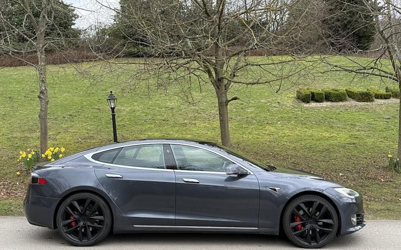 Used Tesla Model S Performance 450 kW (613 HP) 2020 Hatchback