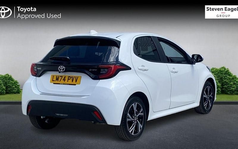 Used Toyota Yaris Hybrid Design 116 HP (85 kW) 2025 Hatchback