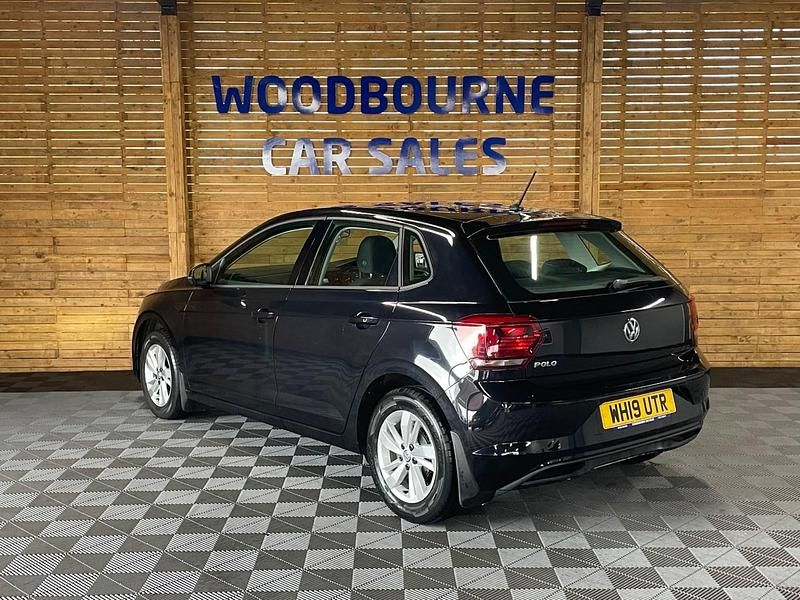 Used VW Polo SE 95 HP (69 kW) 2019 Black Hatchback