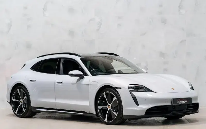 Usado Porsche Taycan Sport Turismo 350 kW (476 CV) 2023 Familiar