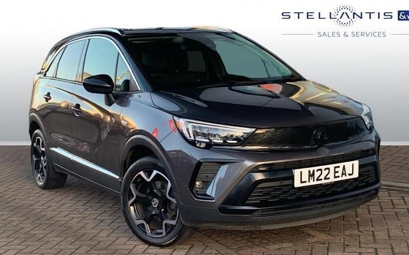 Used 2024 Vauxhall Crossland Ultimate SUV | £13,036 (Good price) - Image 1/4