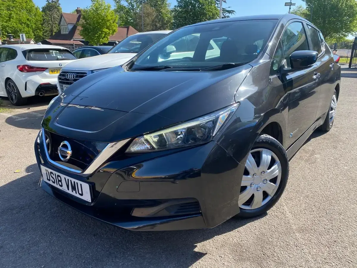 Used Nissan Leaf Visia 110 kW (150 HP) 2018 Black Hatchback