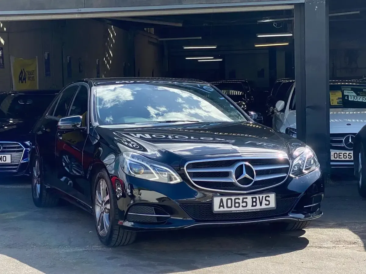 Usado Mercedes E250 SE 2015 Preto Sedan