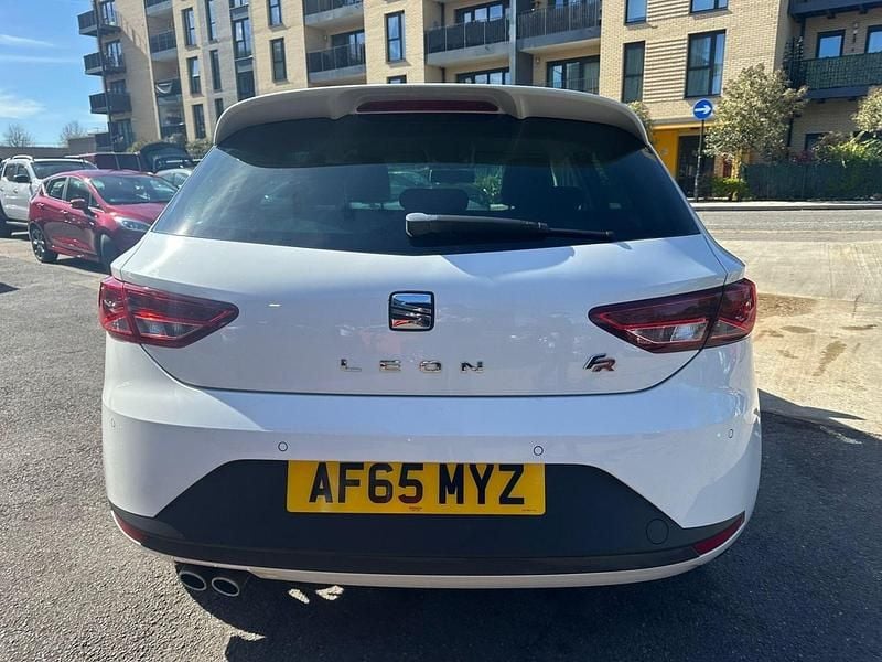 Used Seat Leon FR 2015 White Hatchback