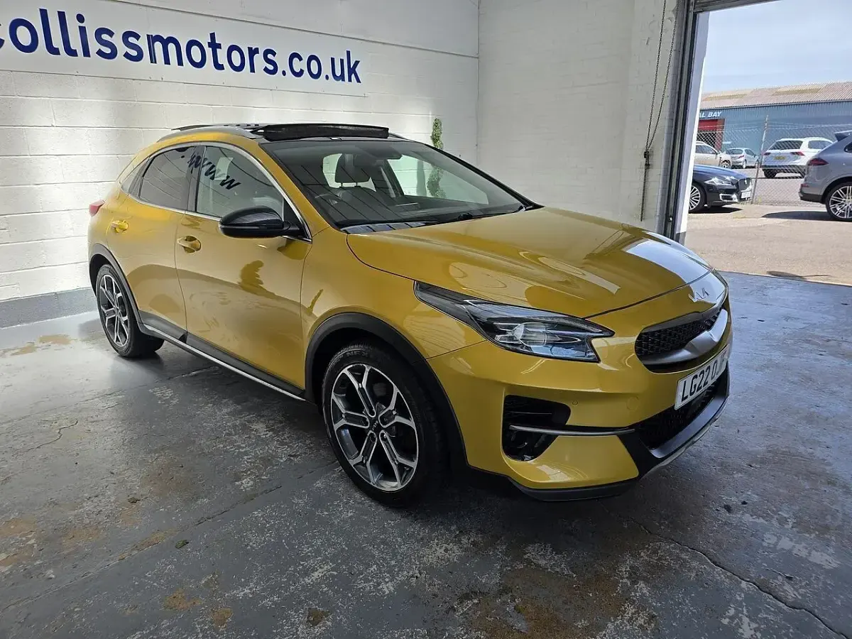 Used Kia XCeed 158 HP (116 kW) 2022 Yellow SUV