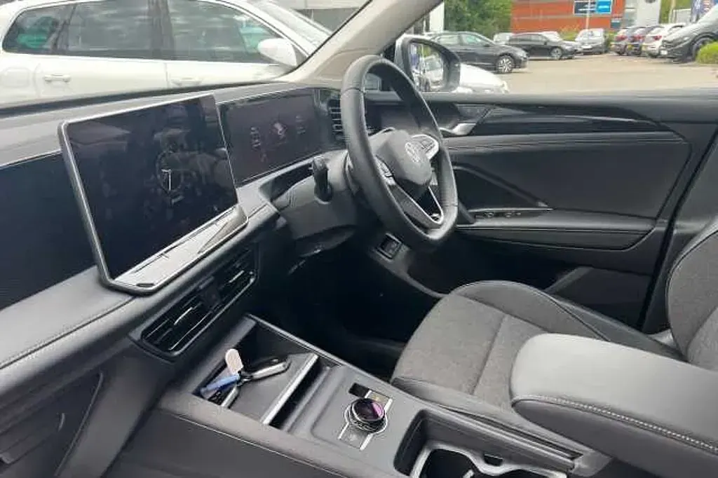 Used VW Tiguan 204 HP (150 kW) 2025 SUV