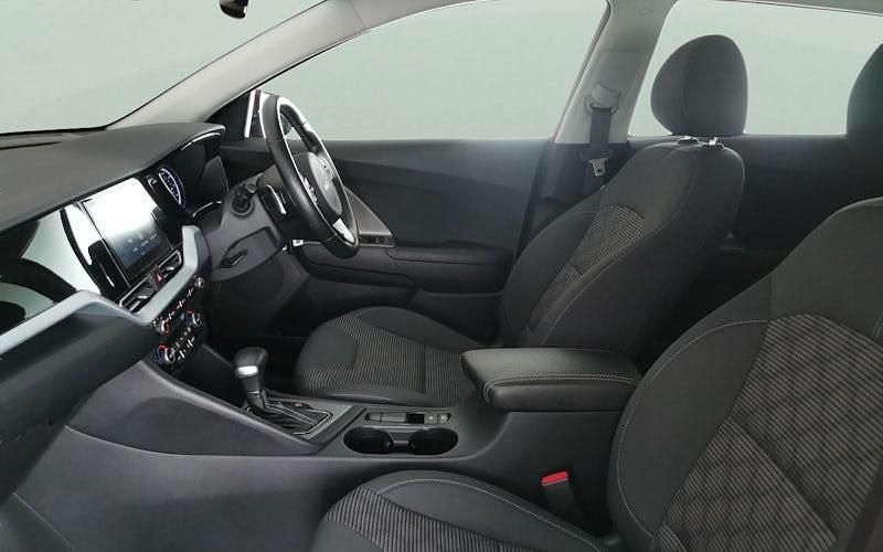 Used Kia Niro 141 HP (103 kW) 2021 Red SUV