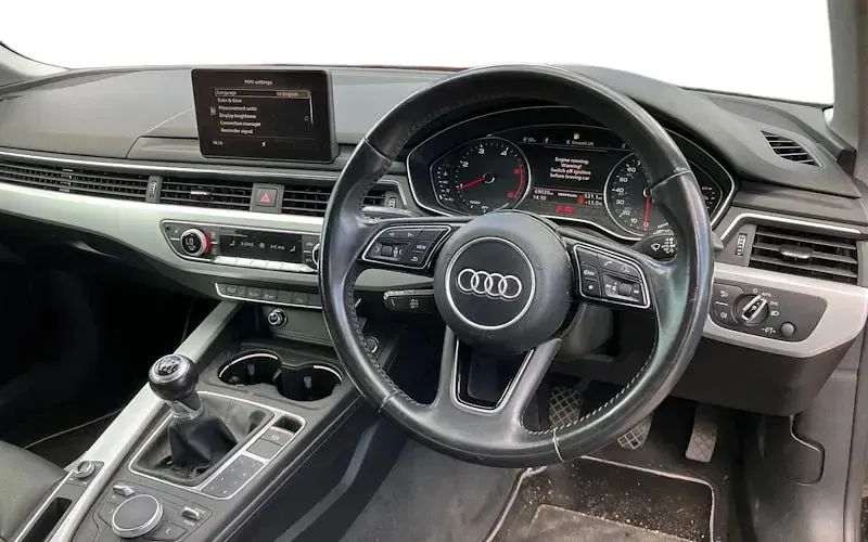Usado Audi A5 Performance 190 HP (139 kW) 2017 Preto Coupé
