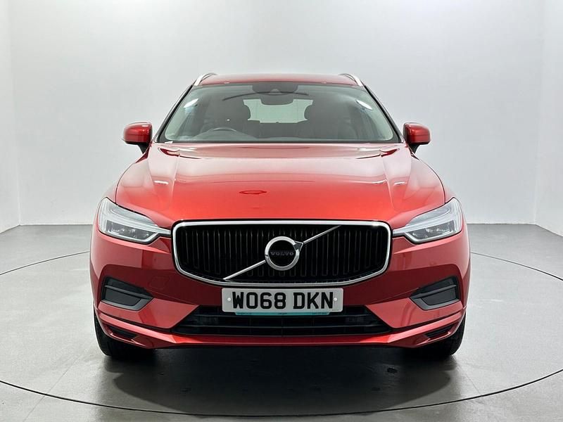 Usado Volvo XC60 Momentum 250 HP (183 kW) 2018 Vermelho SUV