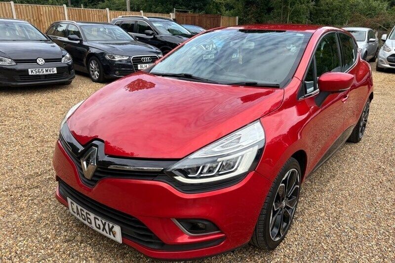 Red Used 2017 Renault Clio IV Dynamique Hatchback | £5,495 (Fair price) - Image 1/1
