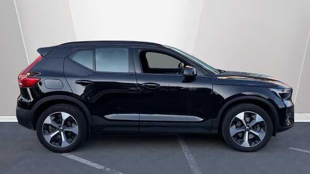 Used Volvo XC40 Plus 197 HP (144 kW) 2025 SUV