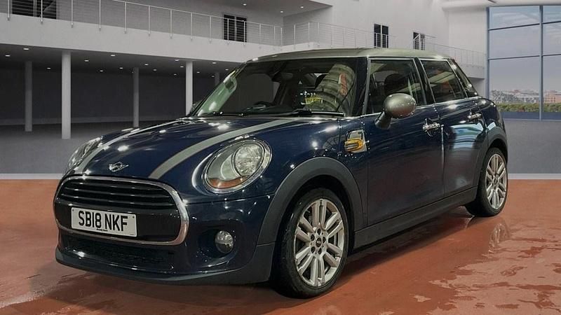 Usado Mini Cooper Hatch 2018 Azul Citadino