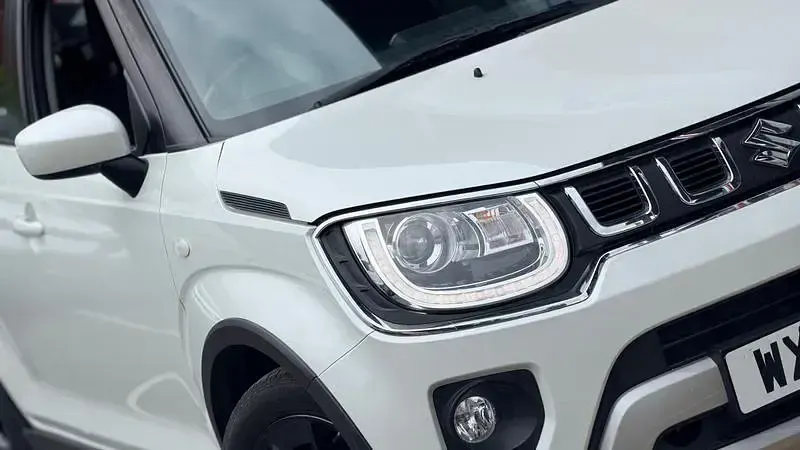 Used Suzuki Ignis SZ-T 83 HP (61 kW) 2021 White SUV
