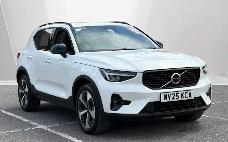 Usado Volvo XC40 Plus 163 CV (119 kW) 2026 SUV