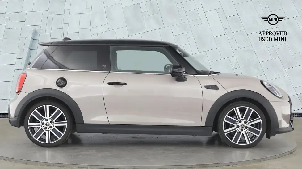 Used Mini Cooper S Exclusive 189 HP (139 kW) 2023 Grey Hatchback