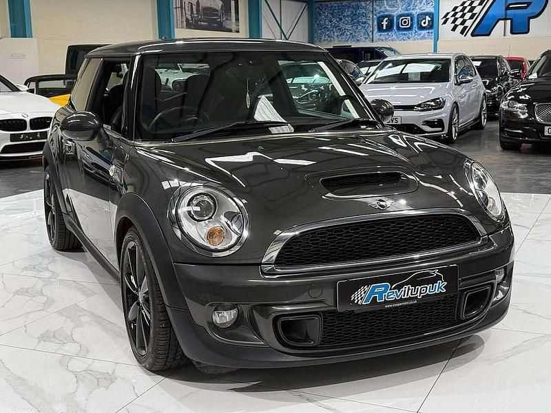 Gebraucht Mini Cooper S Hatch 184 PS (135 kW) 2010 Grau Kleinwagen