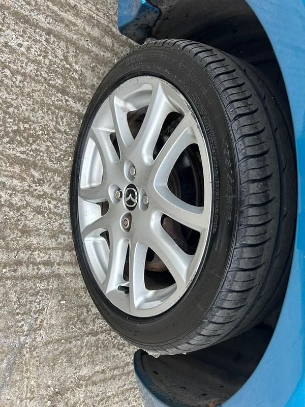 Used Mazda 2 2014 Blue Hatchback
