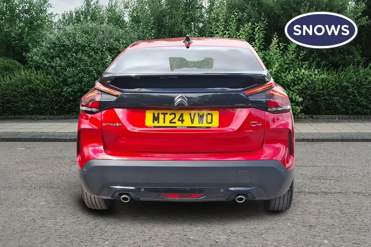Used Citroën C4 PureTech 131 HP (96 kW) 2024 Red SUV