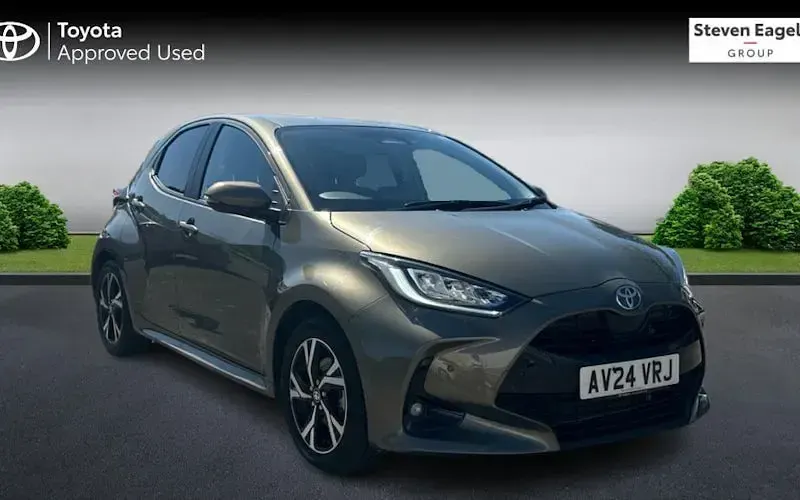 Usata Toyota Yaris Hybrid Design 116 CV (85 kW) 2026 Utilitaria