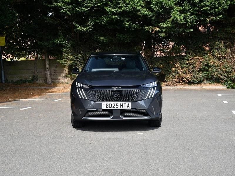 Grey Used 2025 Peugeot 5008 GT MPV | £33,896 (Expensive) - Image 1/4