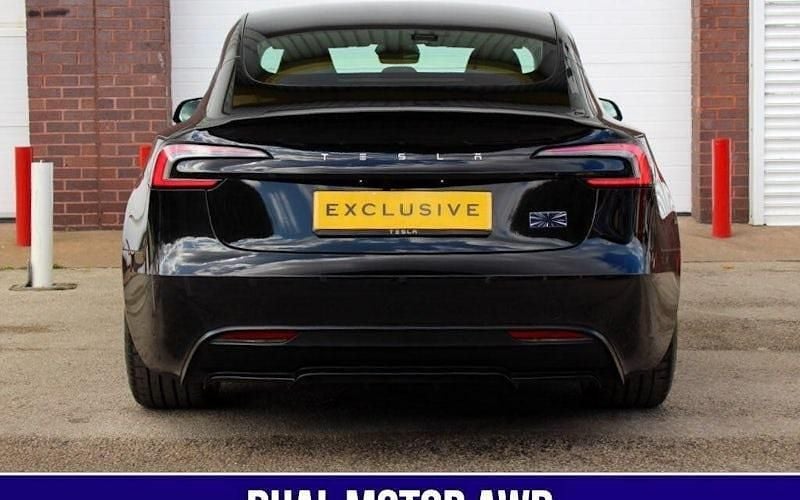 Usado Tesla Model 3 Performance 461 kW (627 HP) 2024 Preto Sedan
