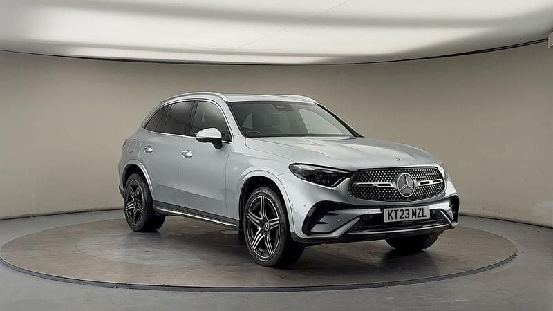 Hightech silver Used 2023 Mercedes GLC300e AMG line SUV | £39,000 (Fair price) - Image 1/4