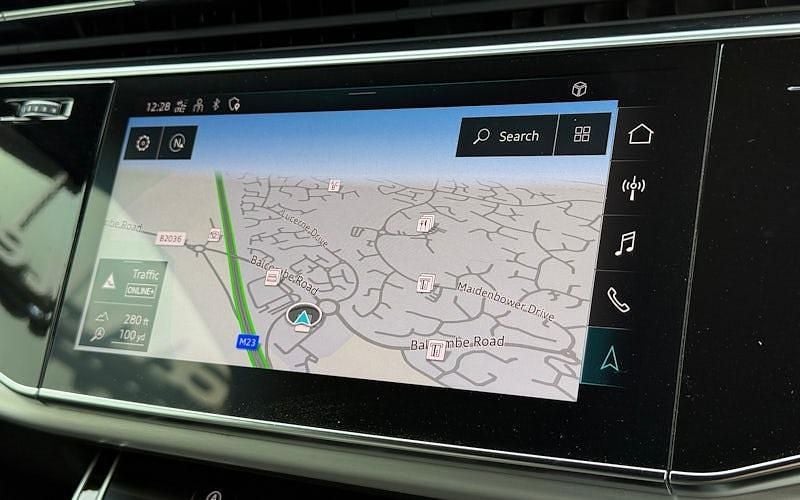 Used Audi Q7 S-Line 231 HP (169 kW) 2024 SUV