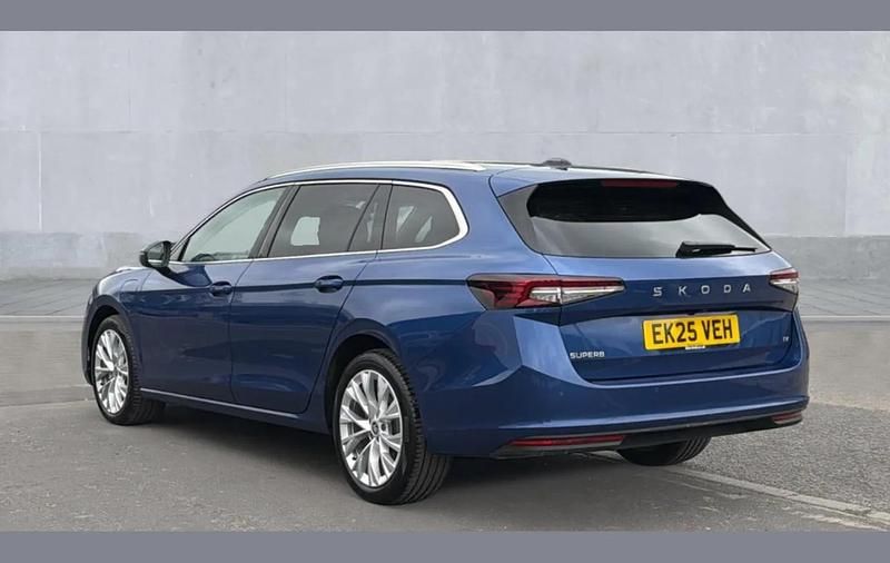 Used Skoda Superb SE L 200 HP (147 kW) 2025 Blue Estate