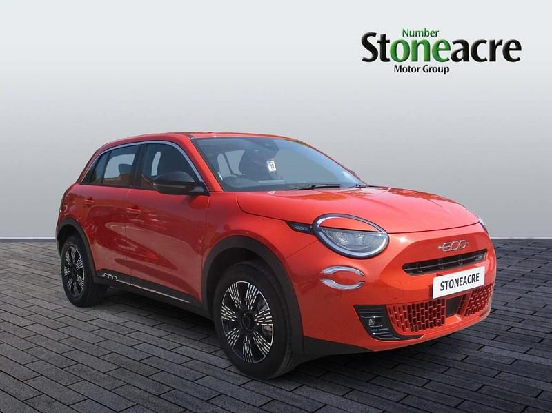 New Fiat 600 2025 Orange SUV