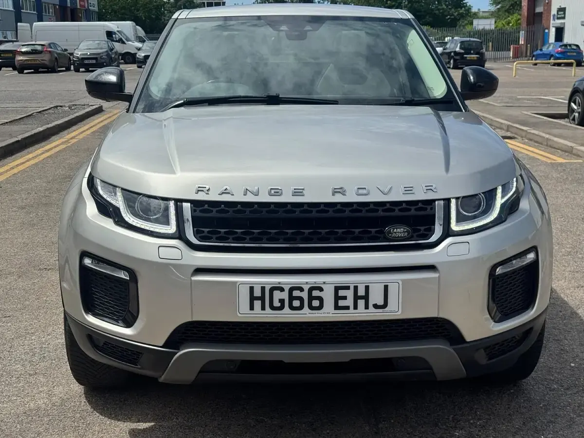 Used Land Rover Range Rover evoque SE 2016 Gold Estate