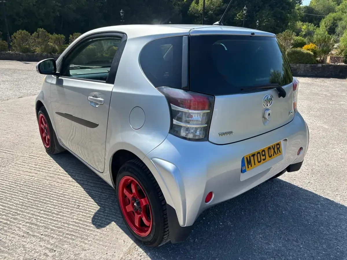 Used Toyota iQ 2009 Silver Hatchback