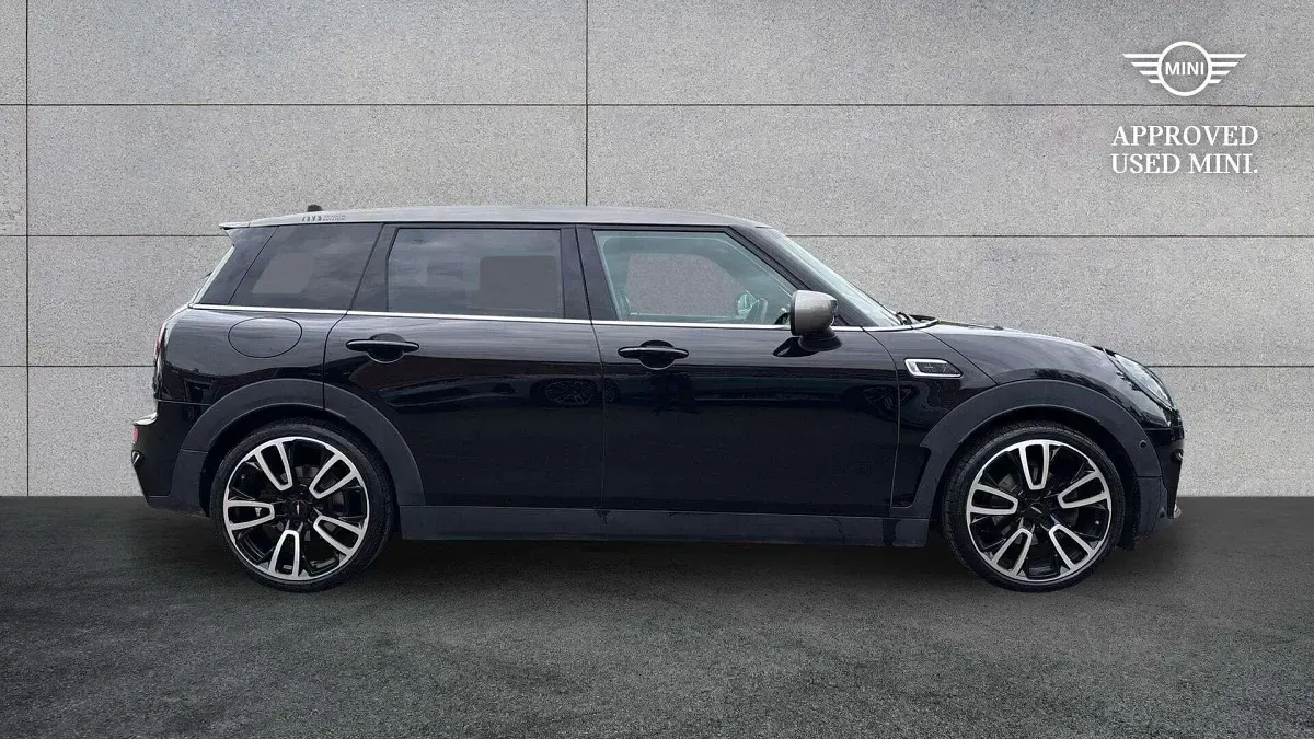 Usado Mini Cooper Clubman 136 CV (100 kW) 2021 Negro Familiar