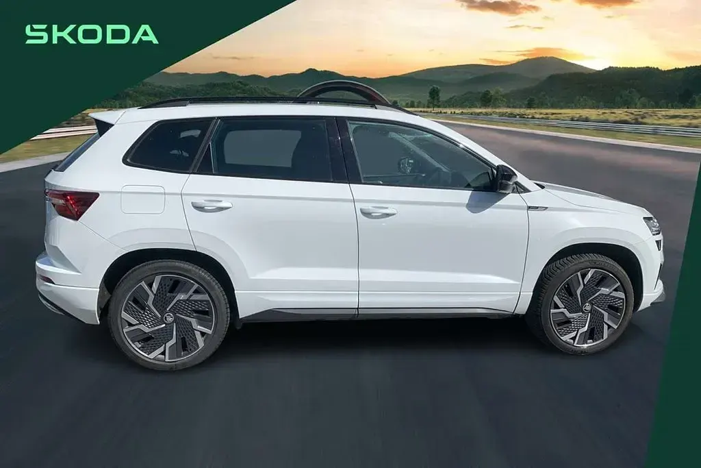 Used Skoda Karoq SportLine 187 HP (137 kW) 2022 White SUV