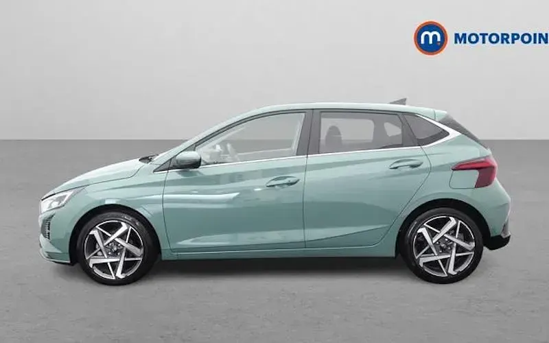 Używany Hyundai i20 Ultimate 101 KM (74 kW) 2025 Zielony Hatchback