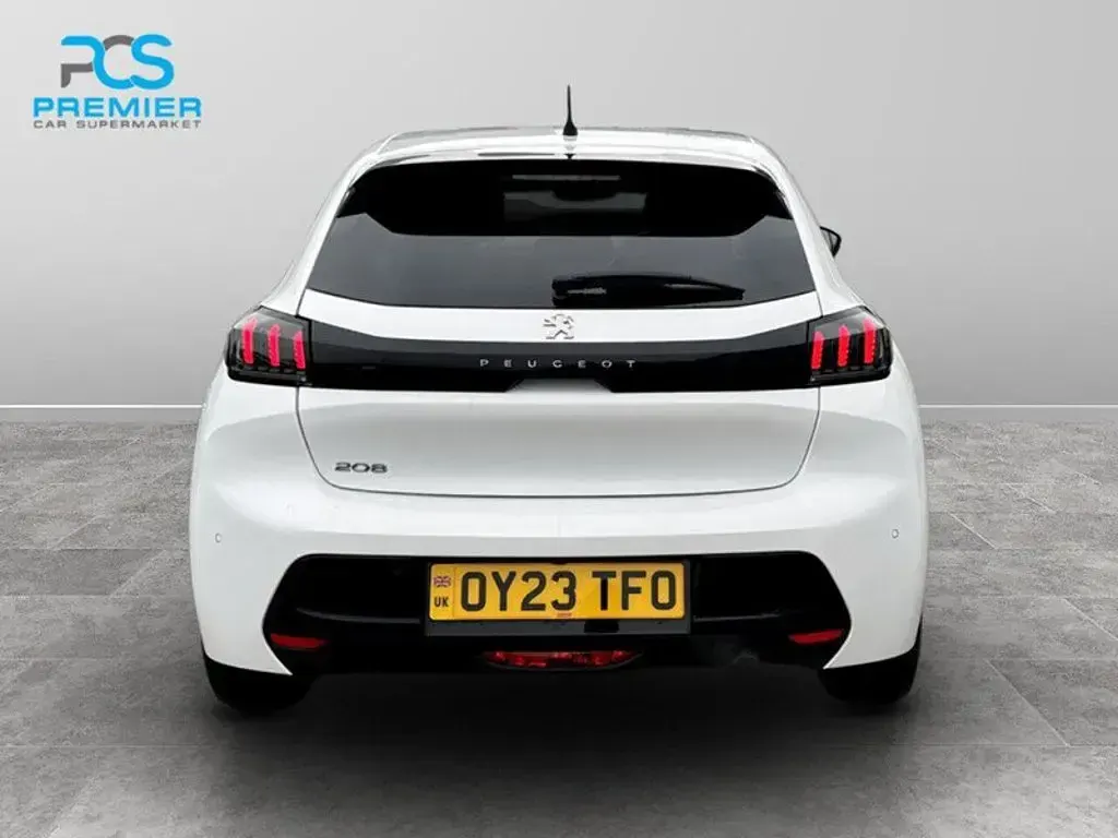 Used Peugeot 208 Allure+ 2023 White Hatchback