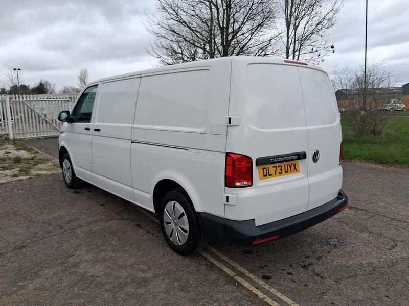 Used VW Transporter 150 HP (110 kW) 2024 White Van