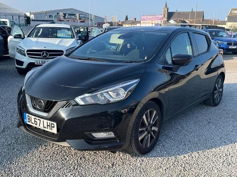 Used Nissan Micra N-Connecta 90 HP (66 kW) 2017 Black Hatchback