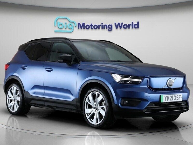 Blue Used 2021 Volvo XC40 SUV | £23,100 (Fair price) - Image 1/4