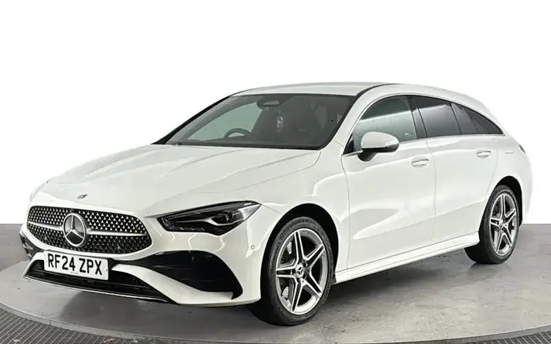 Used Mercedes CLA250e Shooting Brake Executive 218 HP (160 kW) 2024 Estate