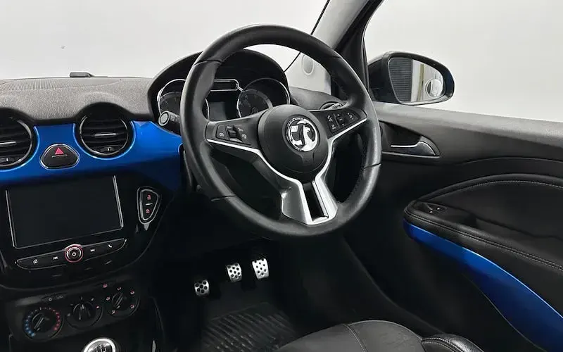 Used Vauxhall Adam 69 HP (50 kW) 2018 Blue Hatchback
