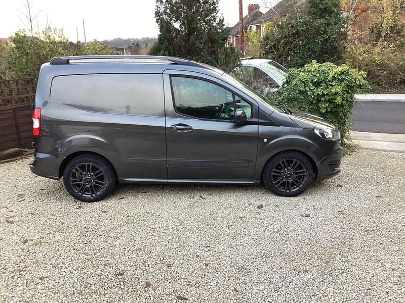 Used Ford Transit Sport 95 HP (69 kW) 2018 Grey Van